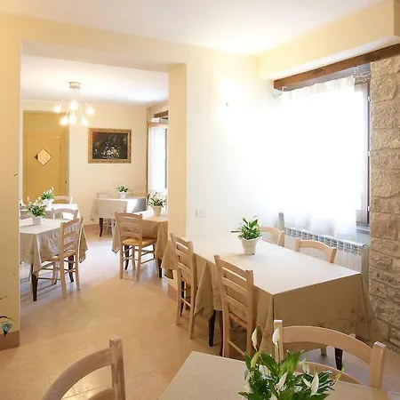 Poggio Fiorito Εξοχικό σπίτι *